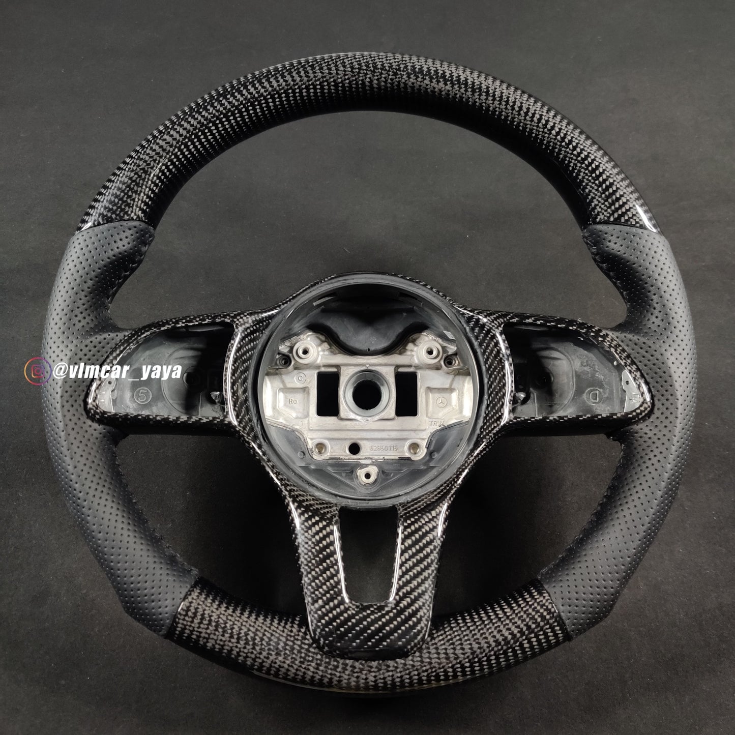 Private Custom Carbon Fiber Steering Wheel For Mercedes Benz A B C-Class AMG