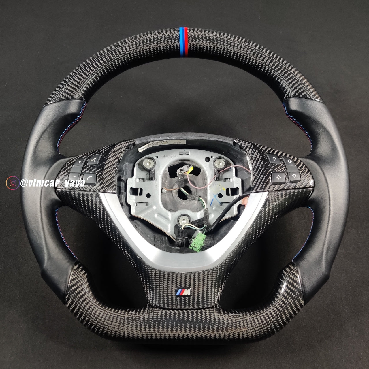 Private Custom Carbon Fiber Steering Wheel For BMW X5 X6 E70 E71 E72