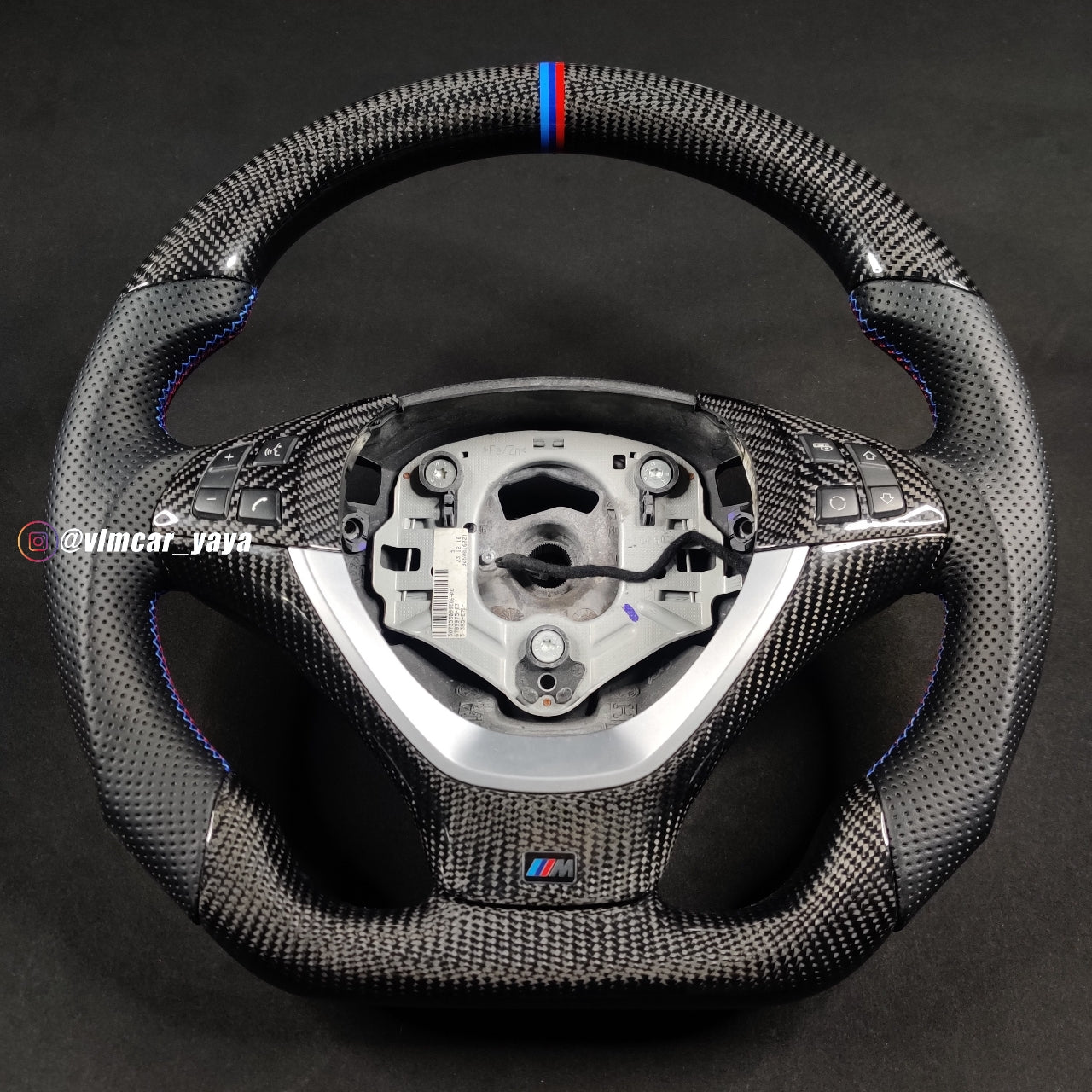 Private Custom Carbon Fiber Steering Wheel For BMW X5 X6 E70 E71 E72
