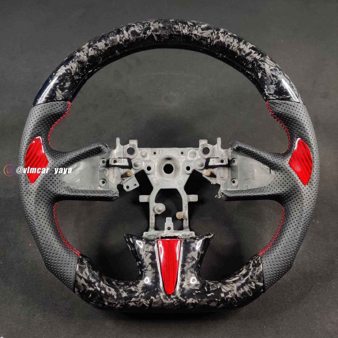 Private Custom Carbon Fiber Steering Wheel For Infiniti Q50