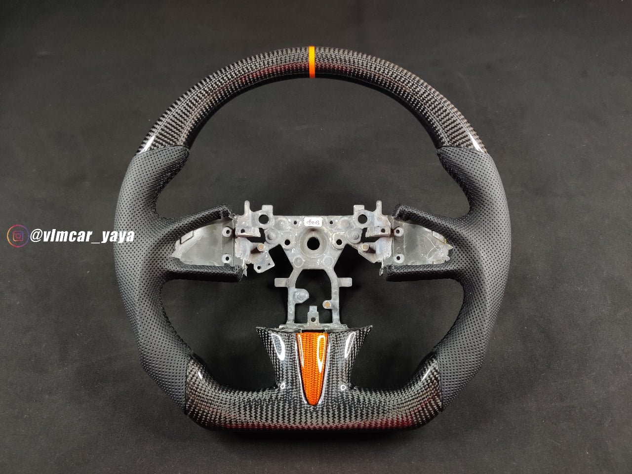 Private Custom Carbon Fiber Steering Wheel For Infiniti Q50