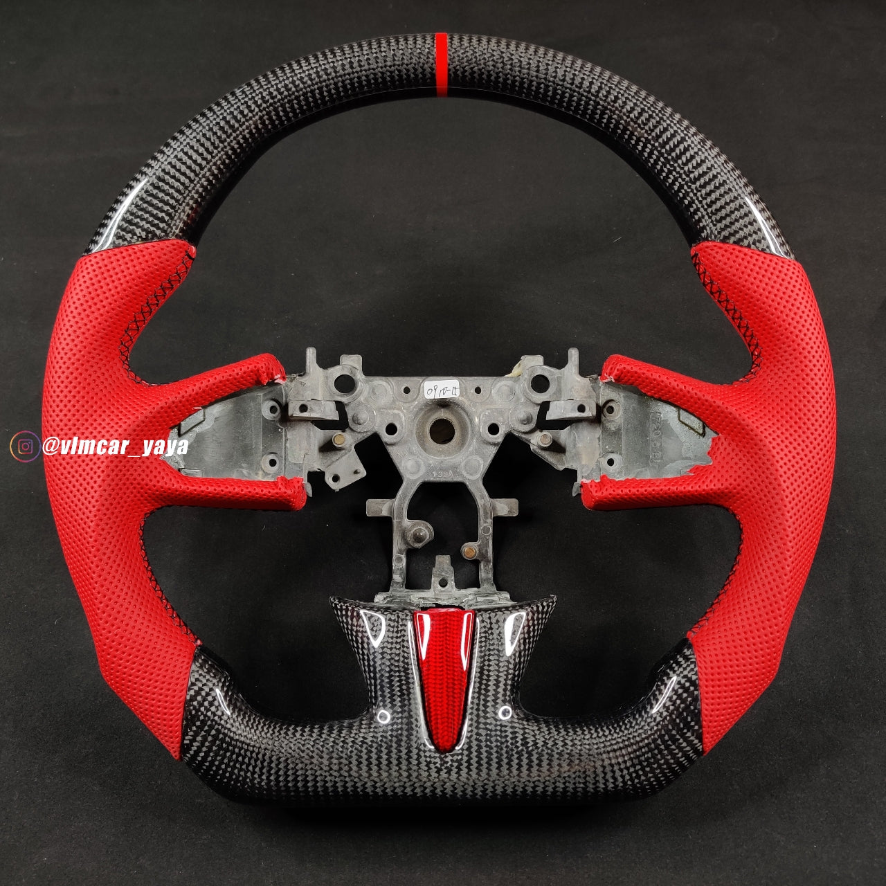 Private Custom Carbon Fiber Steering Wheel For Infiniti Q50
