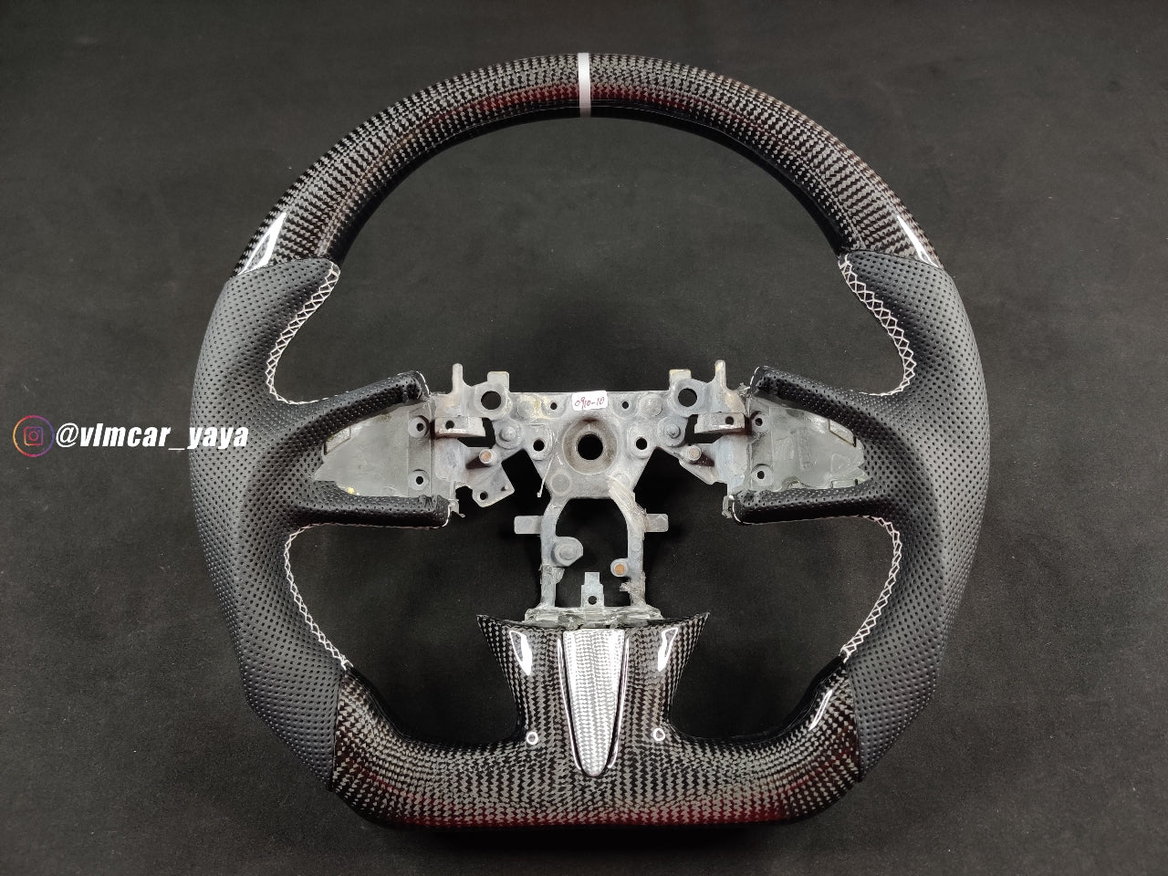 Private Custom Carbon Fiber Steering Wheel For Infiniti Q50