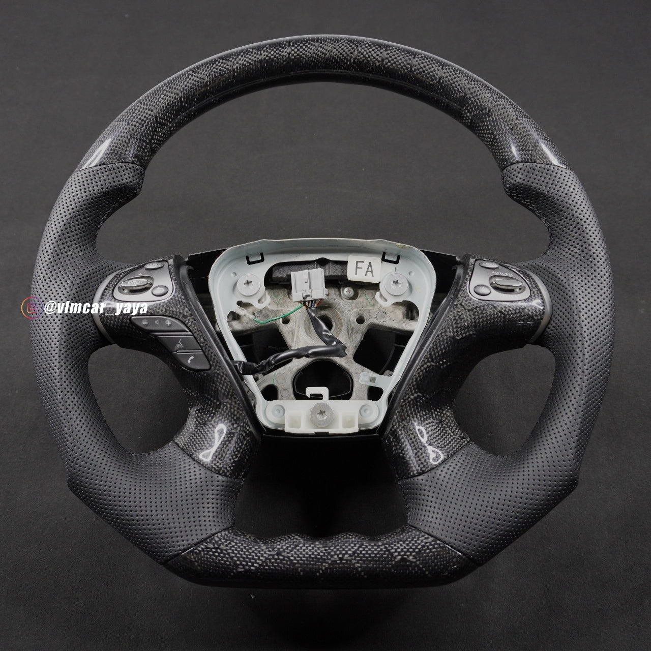 Private Custom Carbon Fiber Steering Wheel For Infiniti Q70 / M37