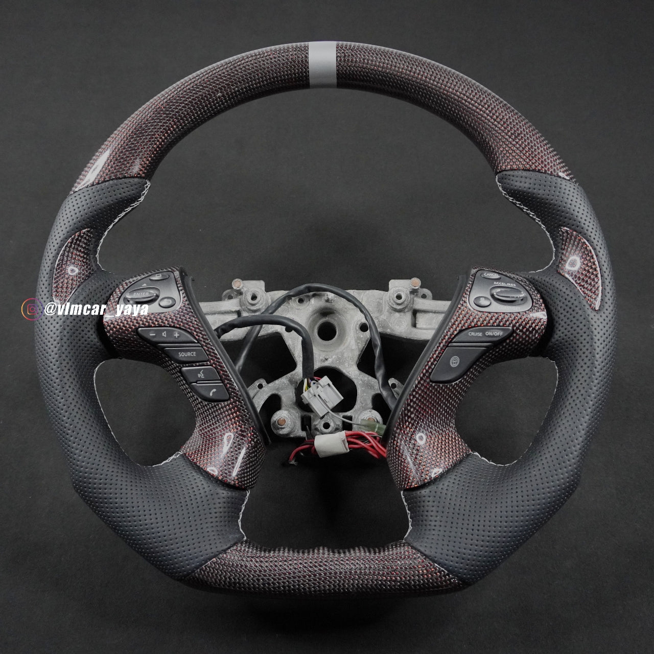 Private Custom Carbon Fiber Steering Wheel For Infiniti Q70 / M37