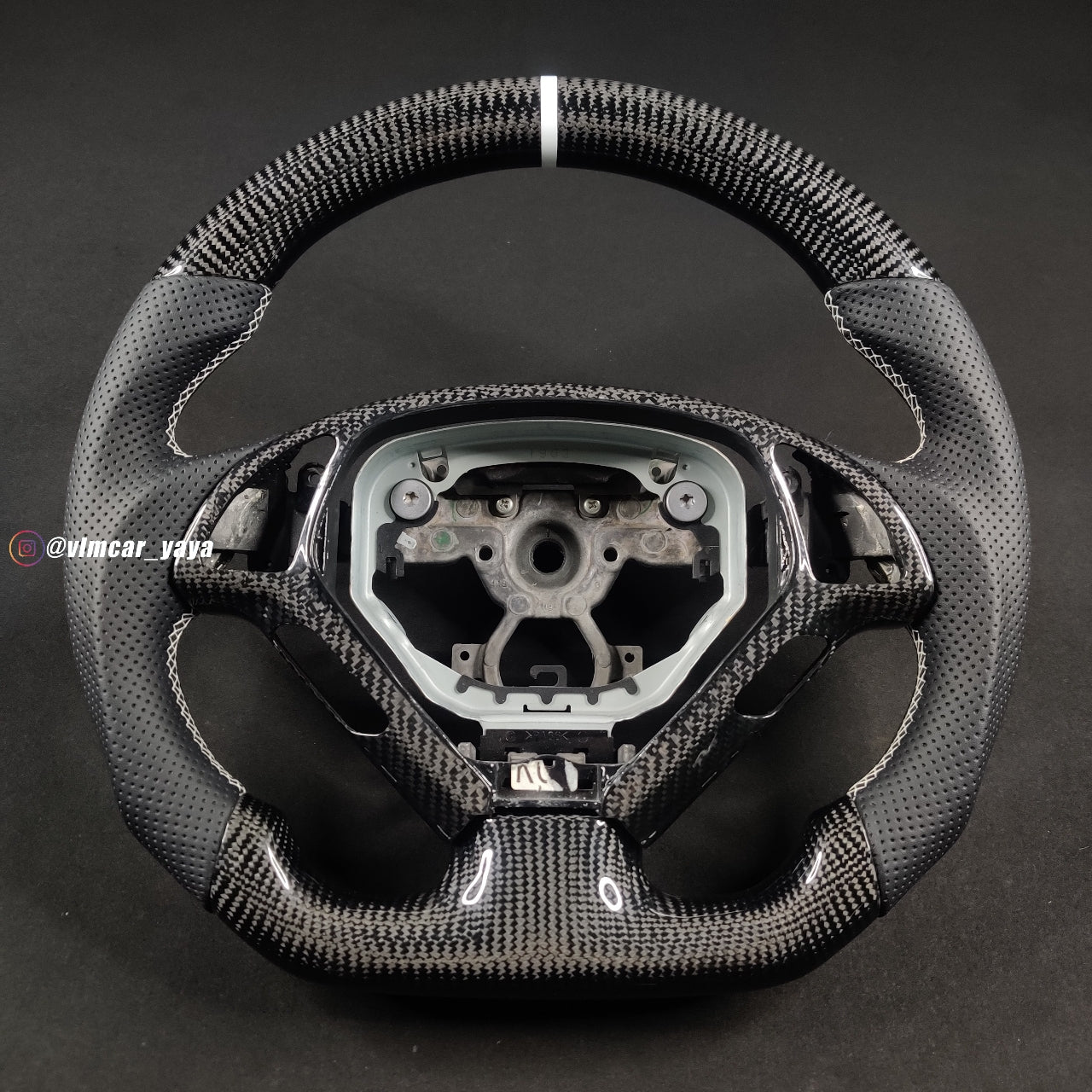 Private Custom Carbon Fiber Steering Wheel For Infiniti G37 G25