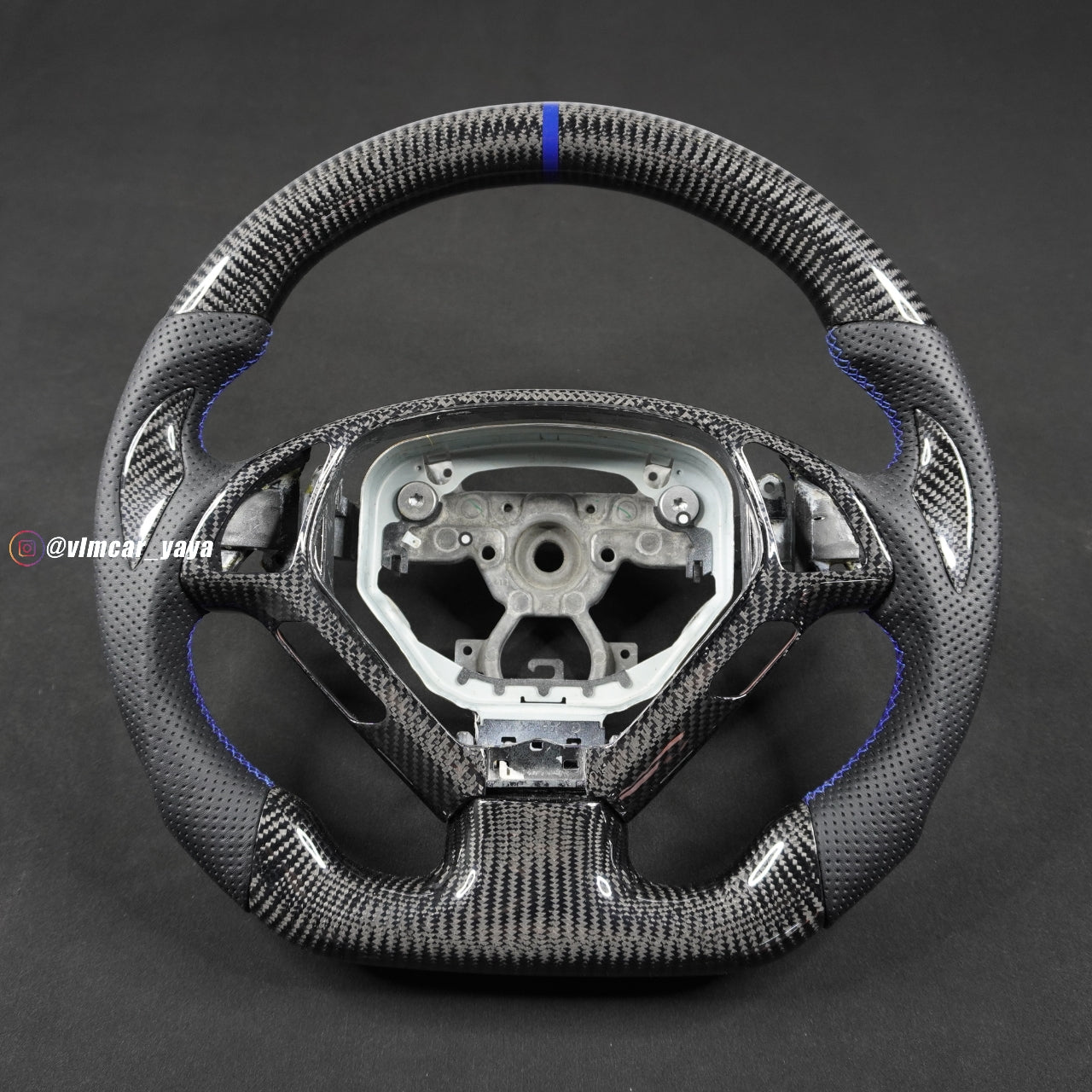 Private Custom Carbon Fiber Steering Wheel For Infiniti G37 G25