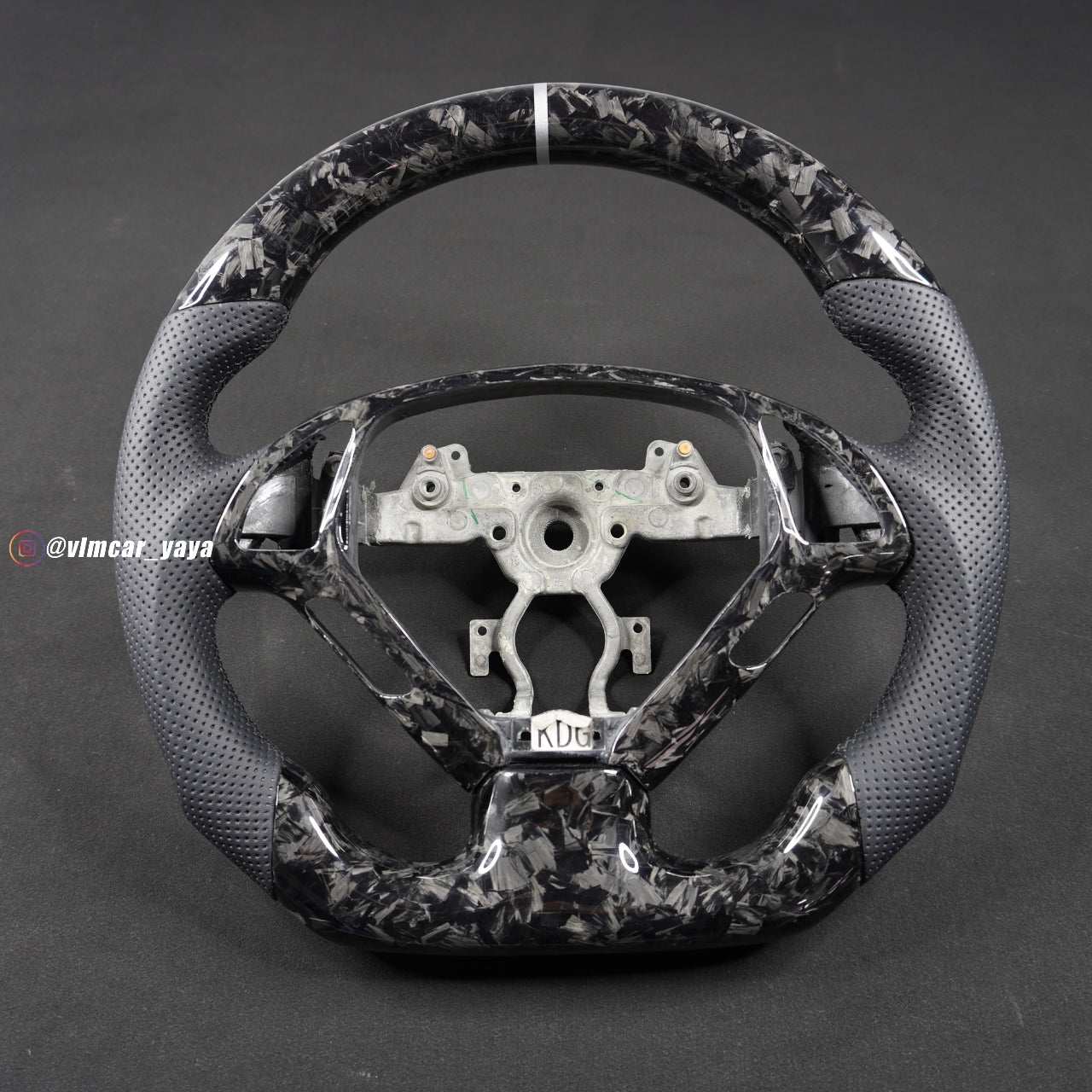 Private Custom Carbon Fiber Steering Wheel For Infiniti G37 G25
