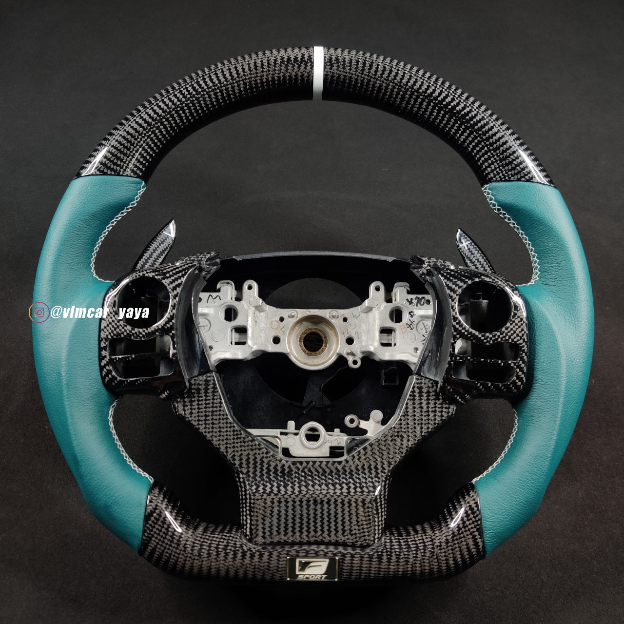 Private Custom Carbon Fiber Steering Wheel For Lexus IS300 IS350