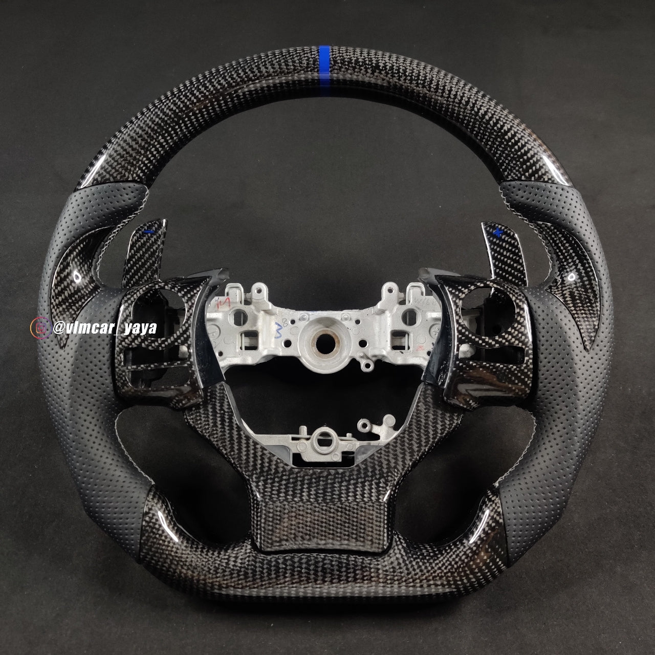 Private Custom Carbon Fiber Steering Wheel For Lexus IS300 IS350