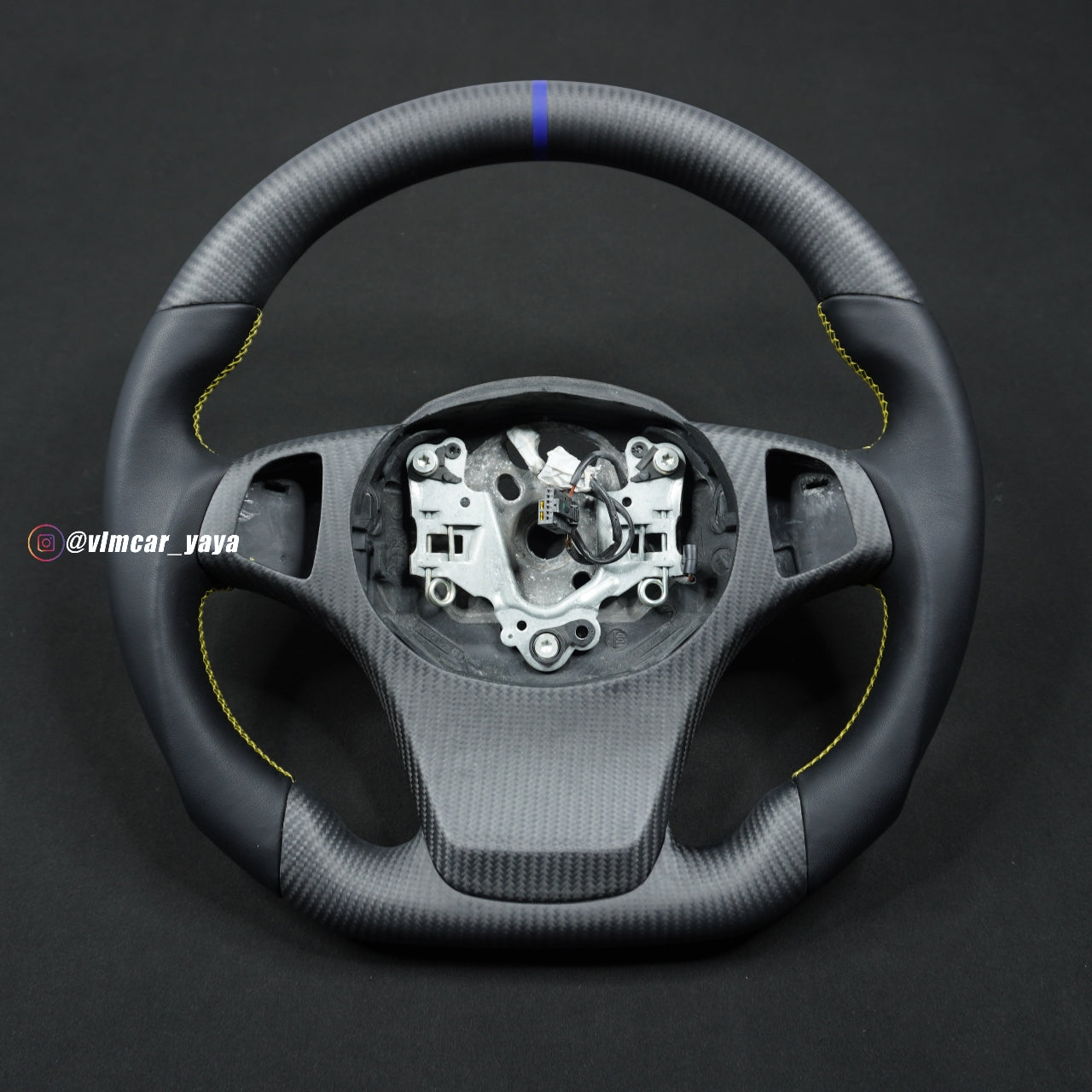 Private Custom Carbon Fiber Steering Wheel For BMW X5 E53