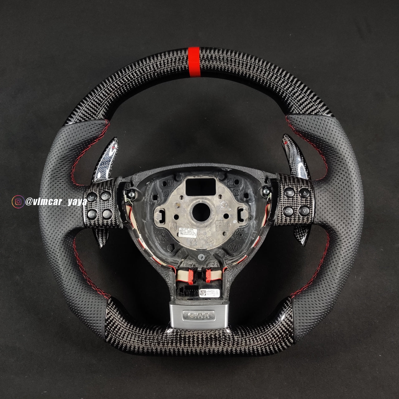 Private Custom Carbon Fiber Steering Wheel For Volkswagen Golf5 MK5 GTI VW