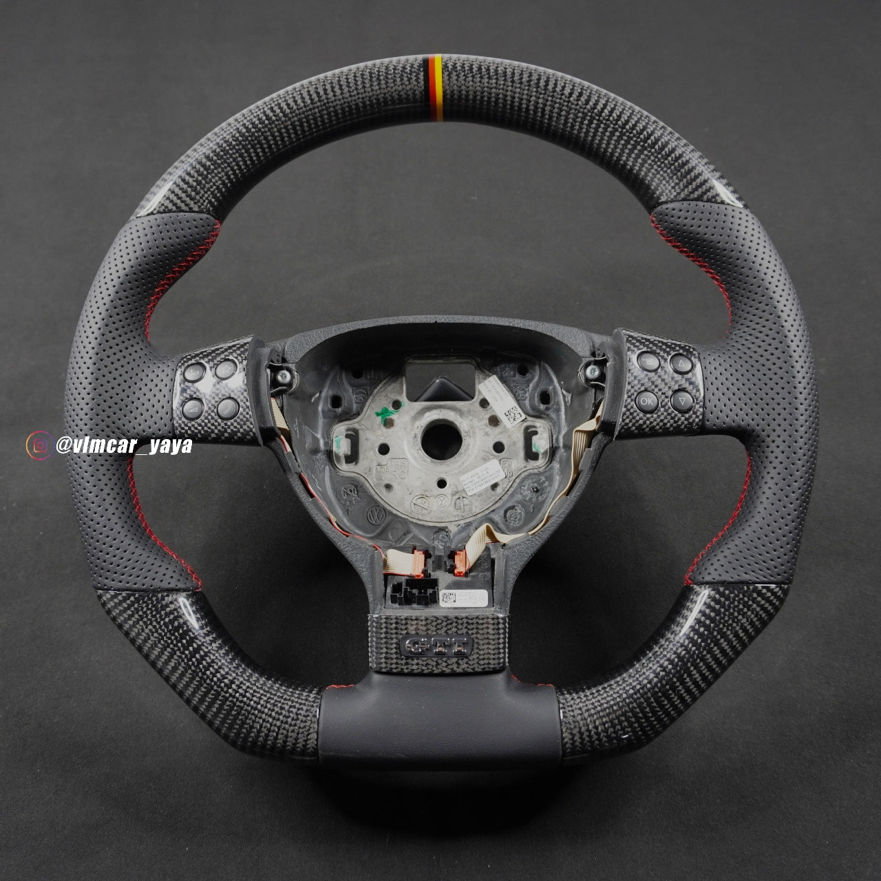 Private Custom Carbon Fiber Steering Wheel For Volkswagen Golf5 MK5 GTI VW