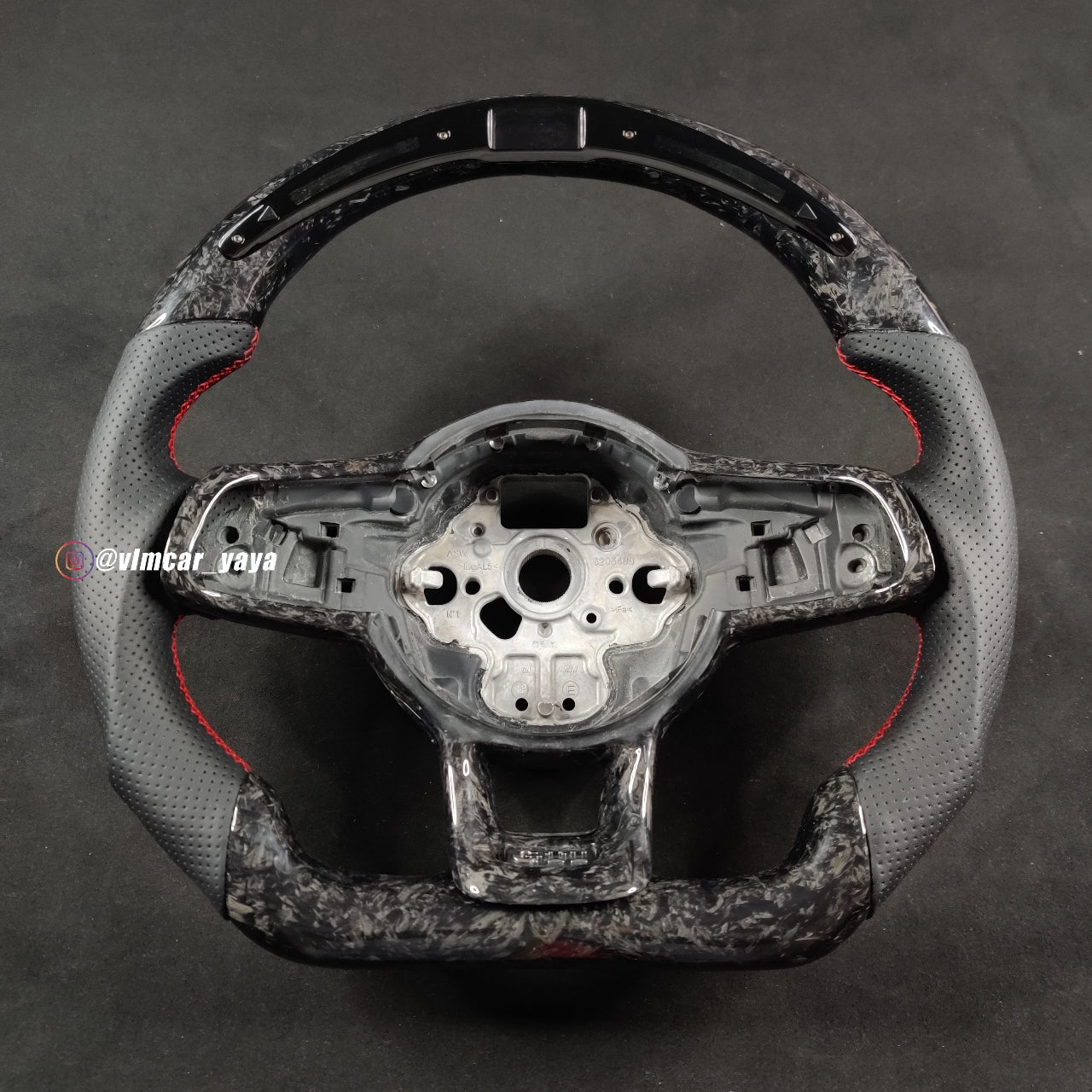 Private Custom Carbon Fiber Steering Wheel For Volkswagen Golf7 MK7R GTI VW