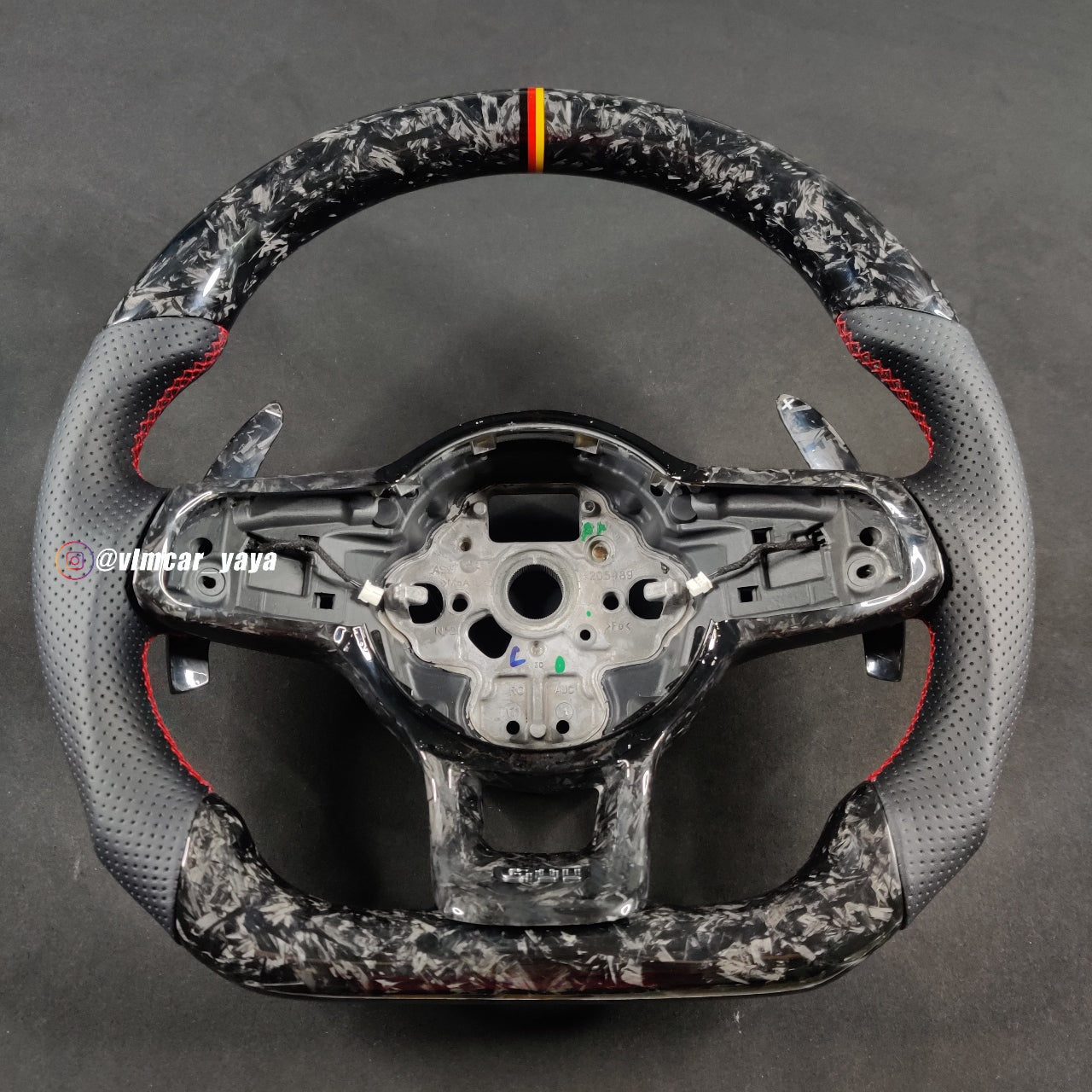 Private Custom Carbon Fiber Steering Wheel For Volkswagen Golf7 MK7R GTI VW