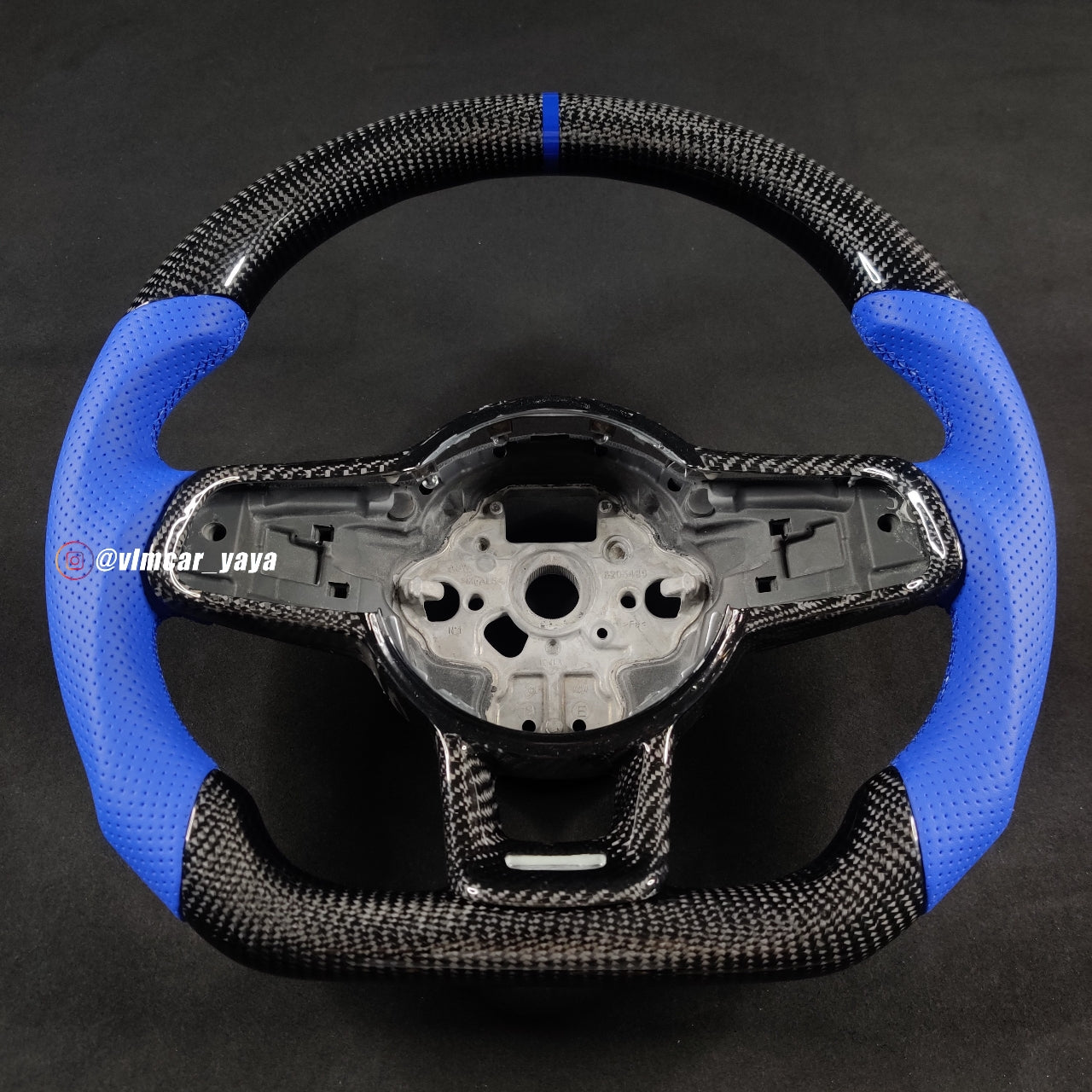 Private Custom Carbon Fiber Steering Wheel For Volkswagen Golf7 MK7R GTI VW