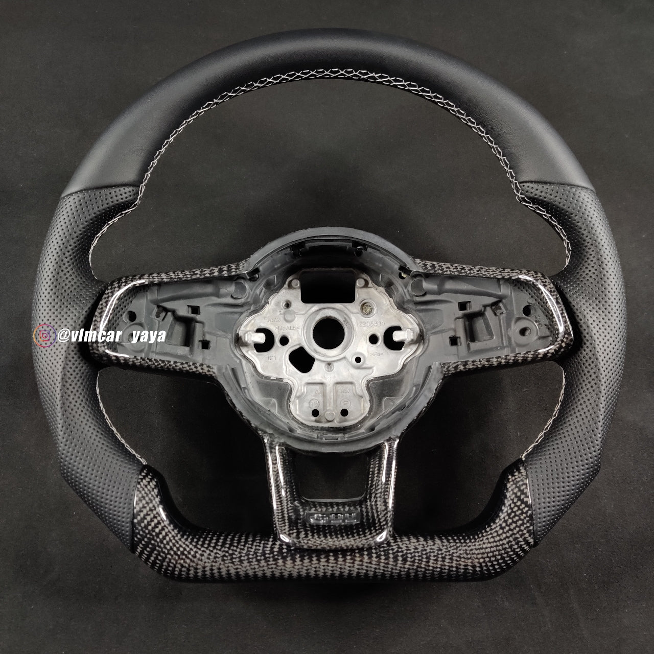 Private Custom Carbon Fiber Steering Wheel For Volkswagen Golf7 MK7R GTI VW