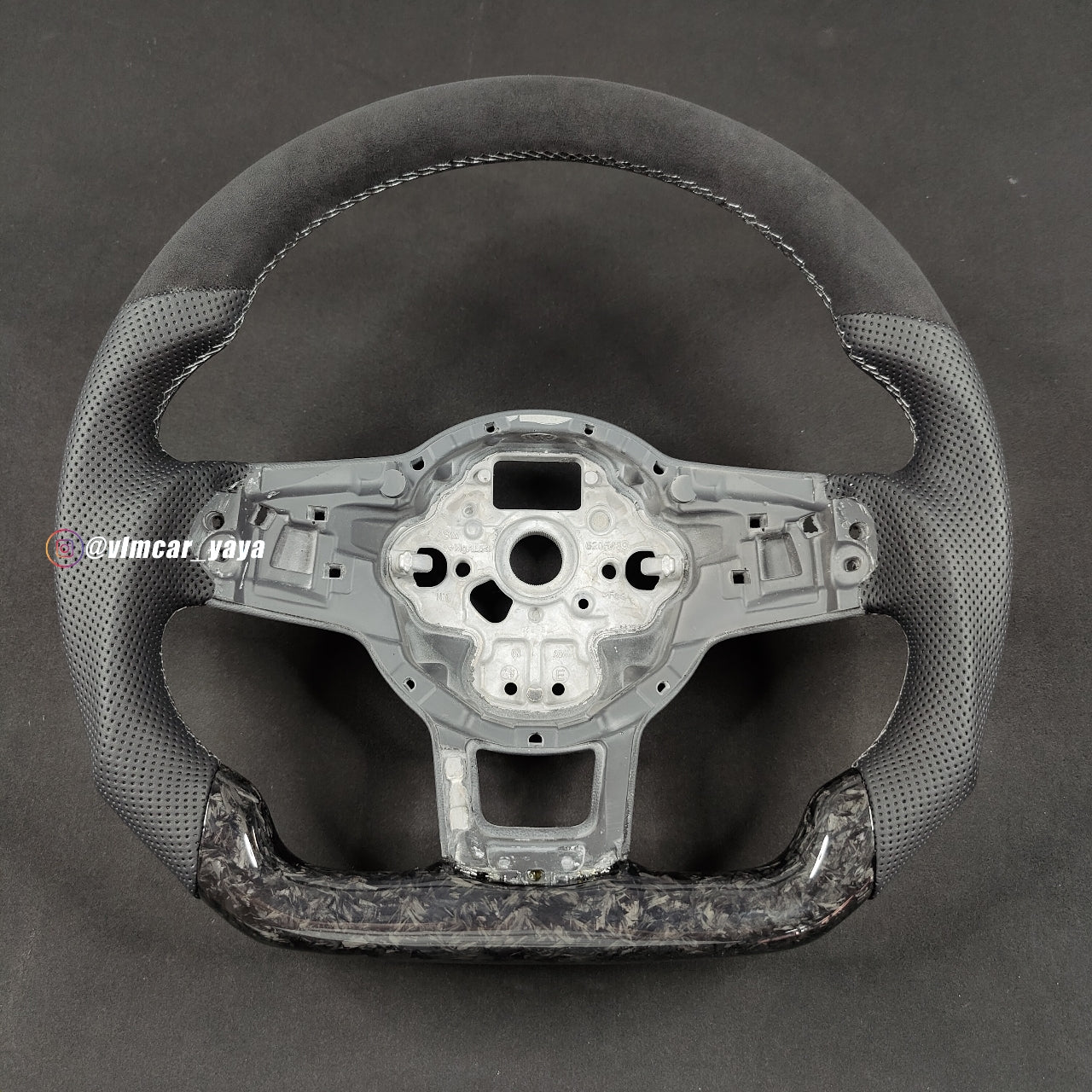 Private Custom Carbon Fiber Steering Wheel For Volkswagen Golf7 MK7R GTI VW