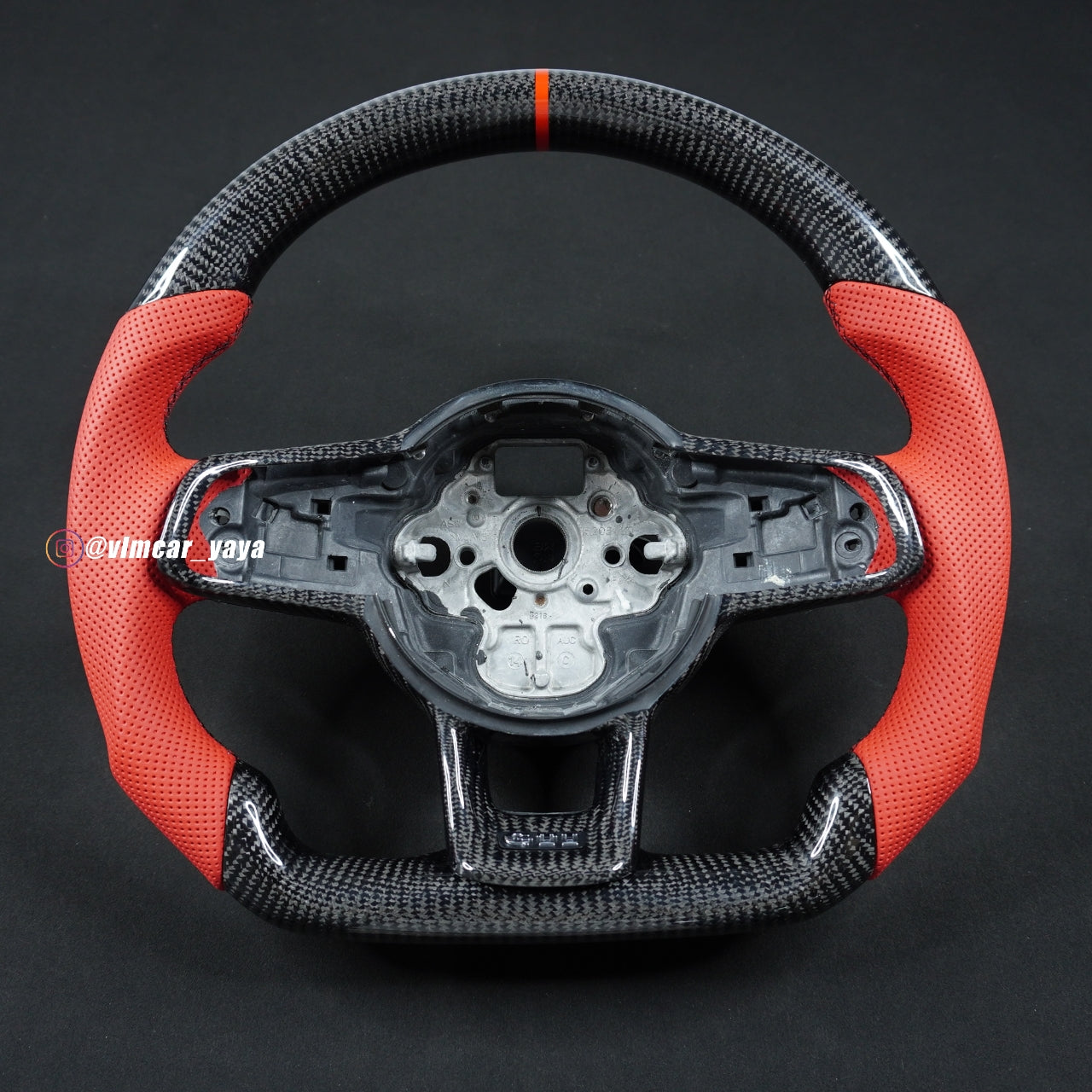 Private Custom Carbon Fiber Steering Wheel For Volkswagen Golf7 MK7R GTI VW