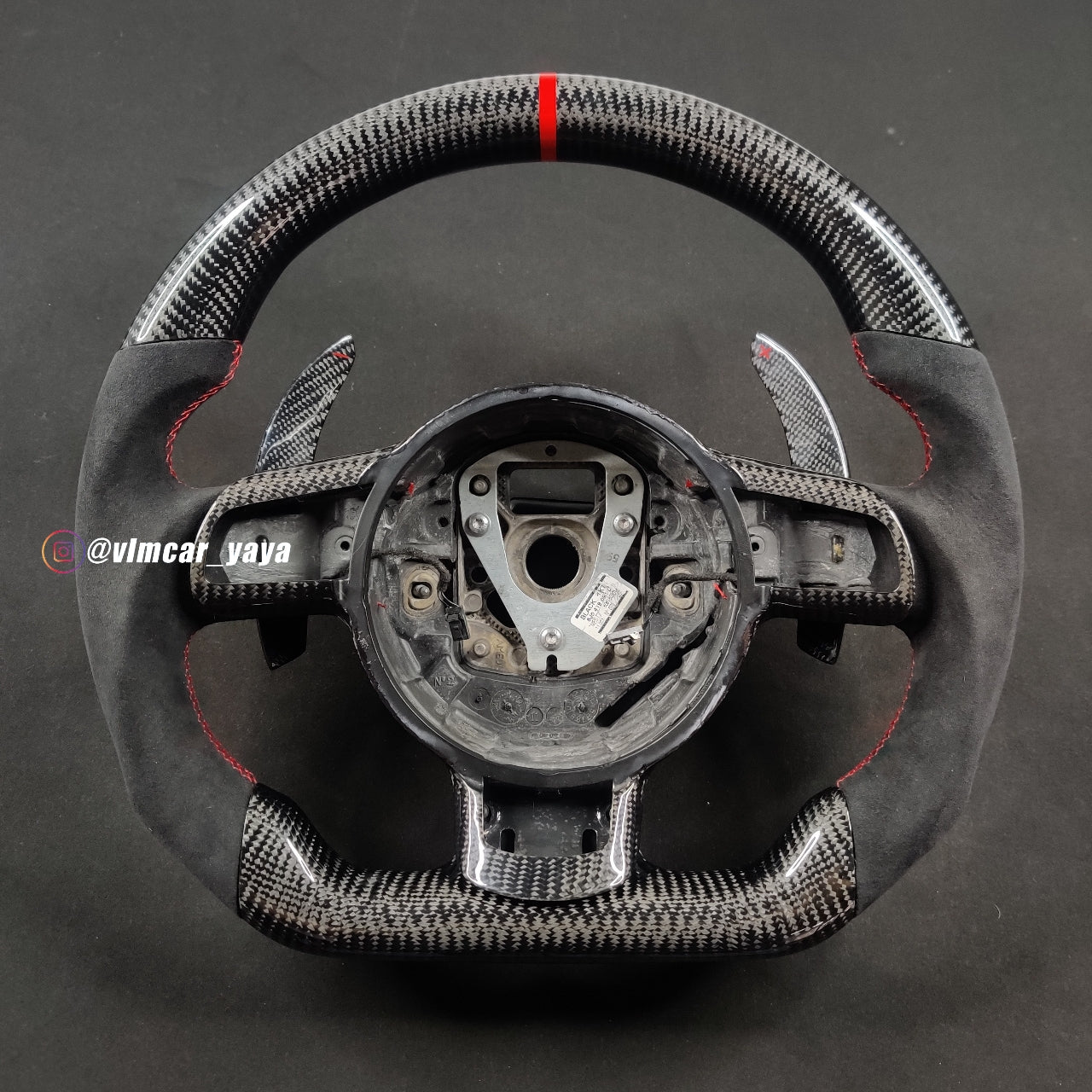 Private Custom Carbon Fiber Steering Wheel For Audi TT R8 A3 S3 8P RS3 RS6