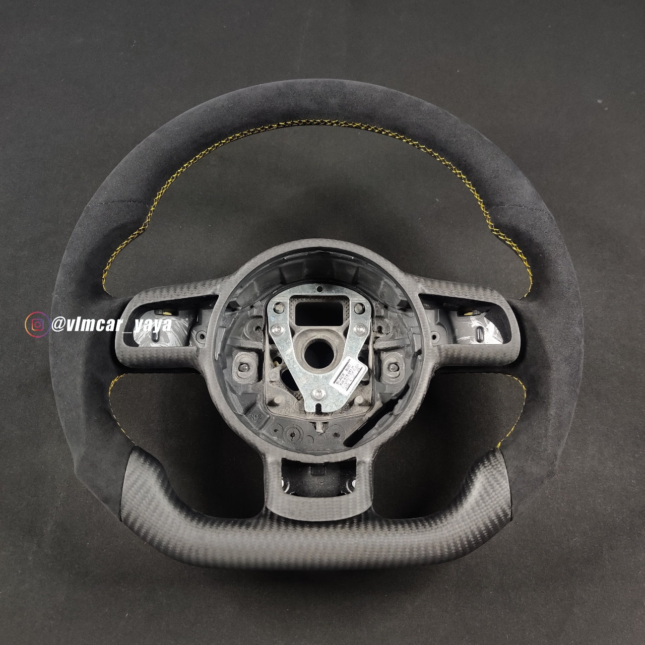 Private Custom Carbon Fiber Steering Wheel For Audi TT R8 A3 S3 8P RS3 RS6