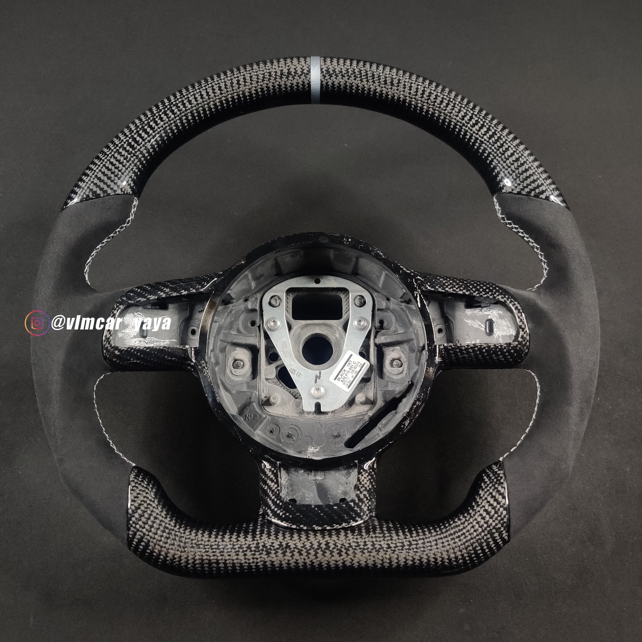 Private Custom Carbon Fiber Steering Wheel For Audi TT R8 A3 S3 8P RS3 RS6