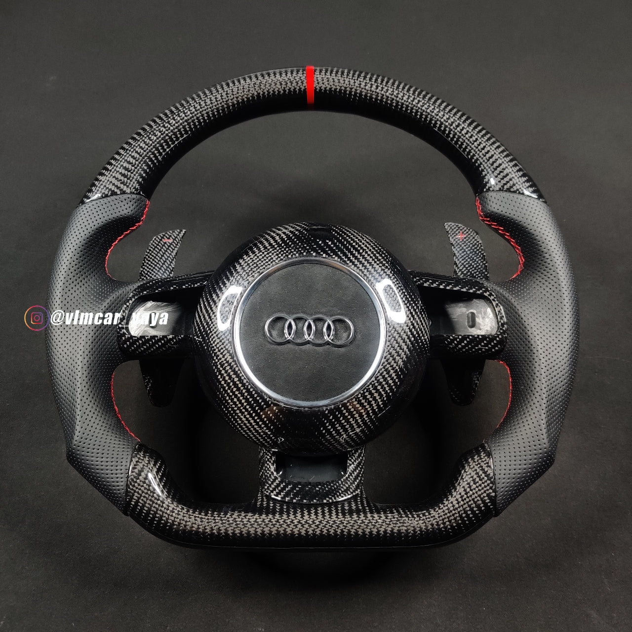 Private Custom Carbon Fiber Steering Wheel For Audi TT R8 A3 S3 8P RS3 RS6