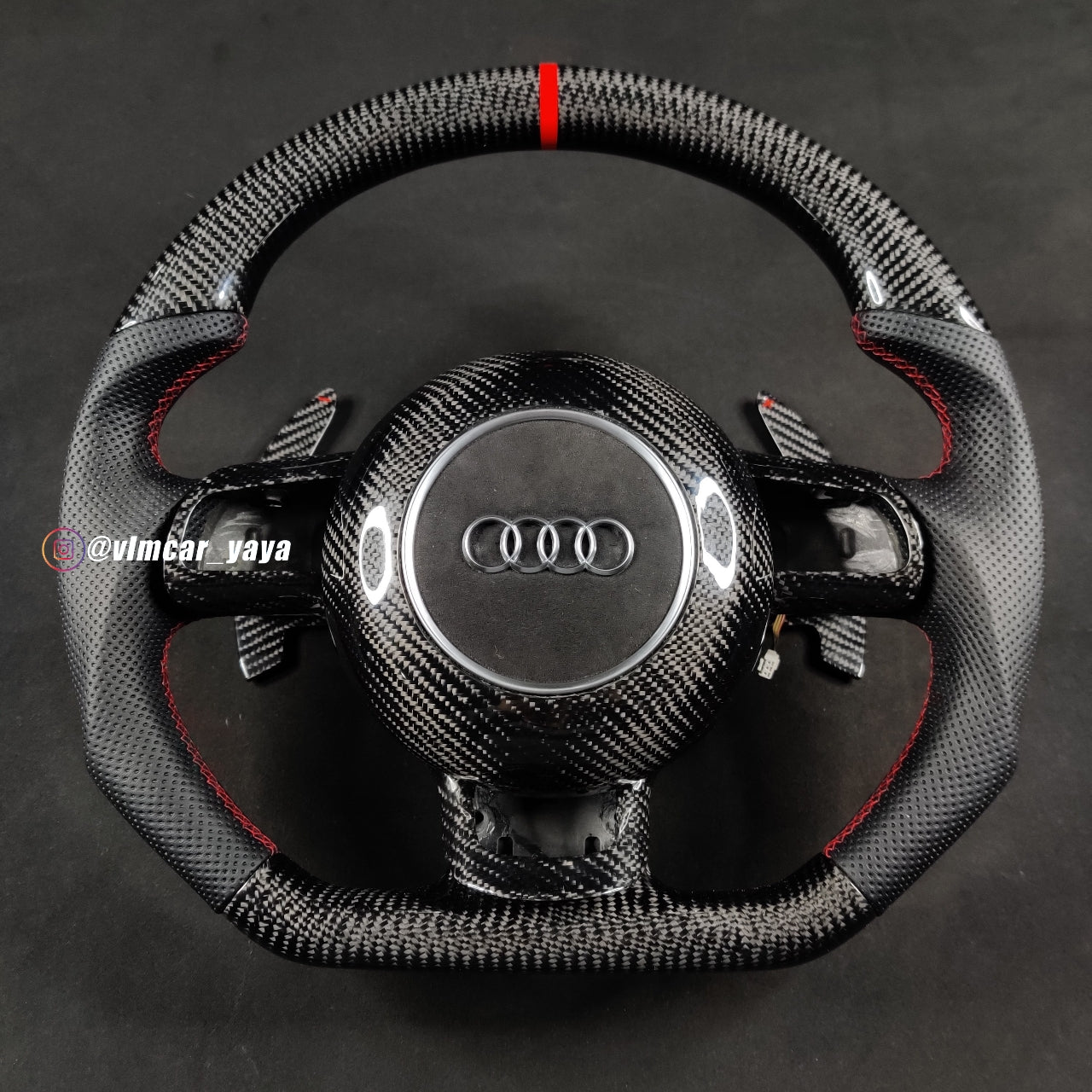 Private Custom Carbon Fiber Steering Wheel For Audi TT R8 A3 S3 8P RS3 RS6