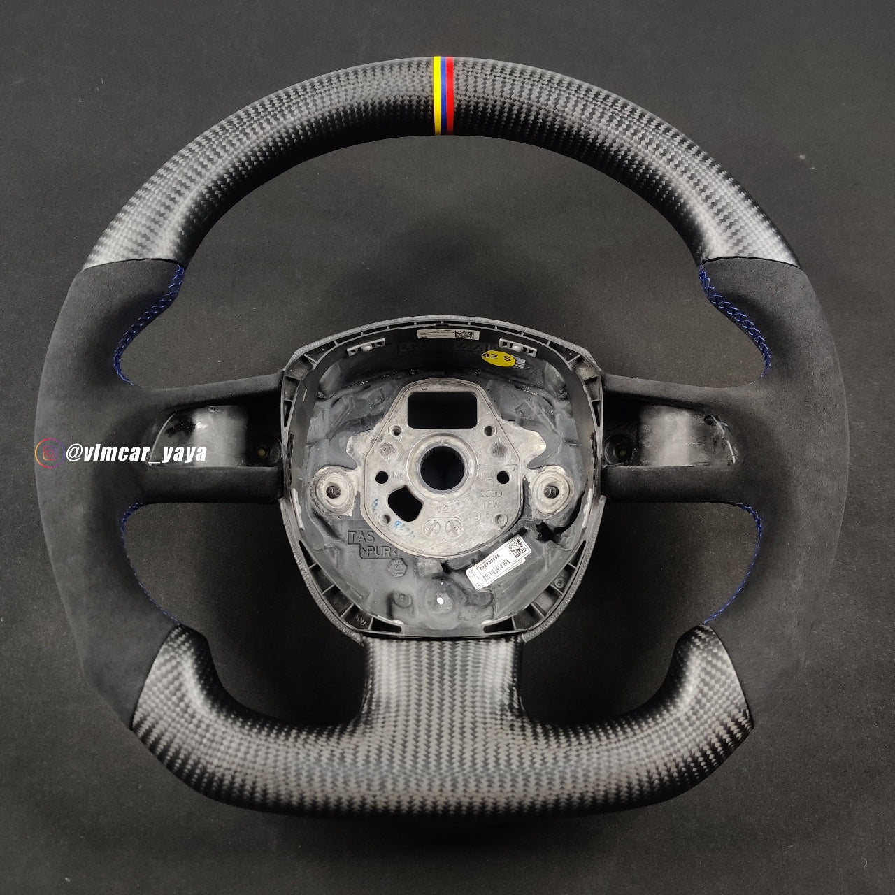 Private Custom Carbon Fiber Steering Wheel For Audi A3 A4 A5 S4 S5 S6 RS4 RS5 Q5 Q7