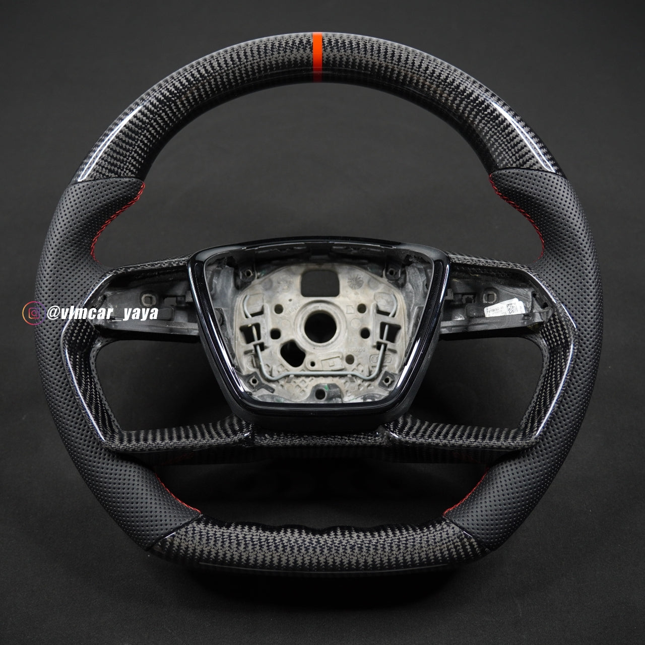 Private Custom Carbon Fiber Steering Wheel For Audi A6 A7 C8 New Style
