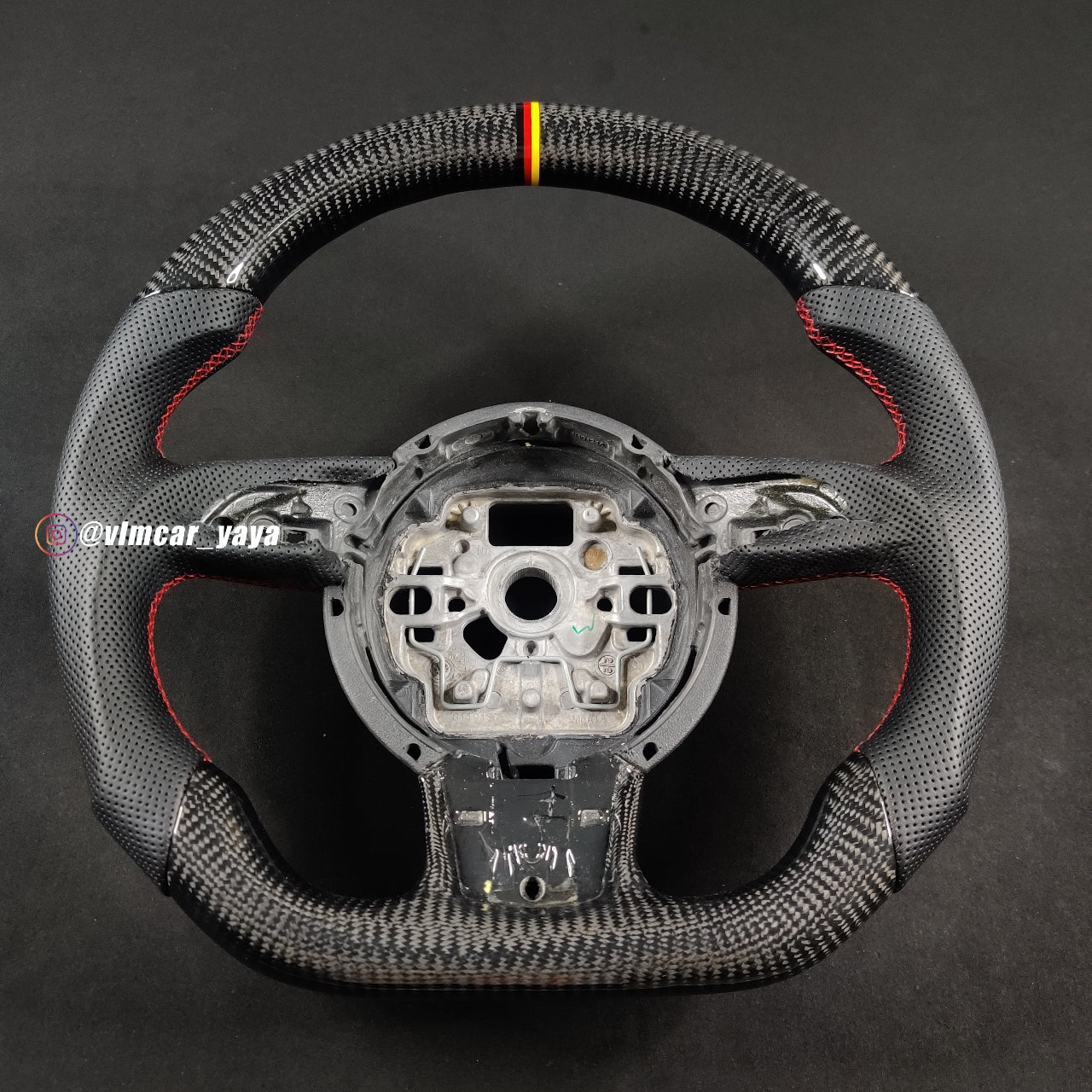 Private Custom Carbon Fiber Steering Wheel For Audi A1 A3 A4 A5 A6 A7 S6 S7 Q3