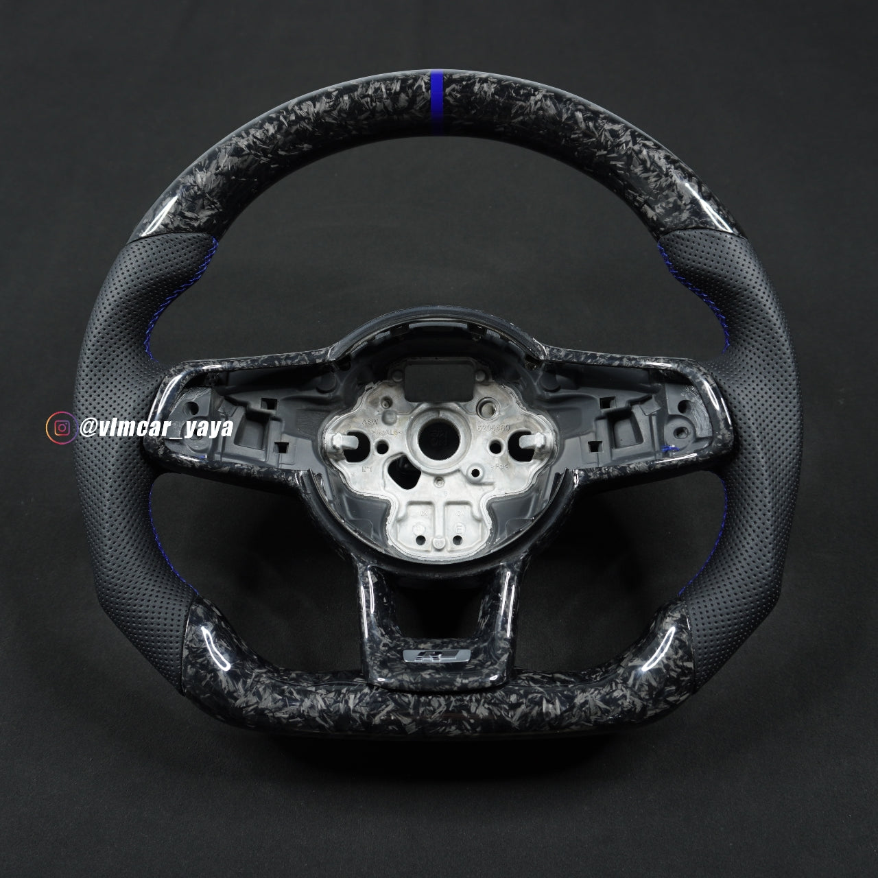 Private Custom Carbon Fiber Steering Wheel For Volkswagen Golf7 MK7 R GTI VW