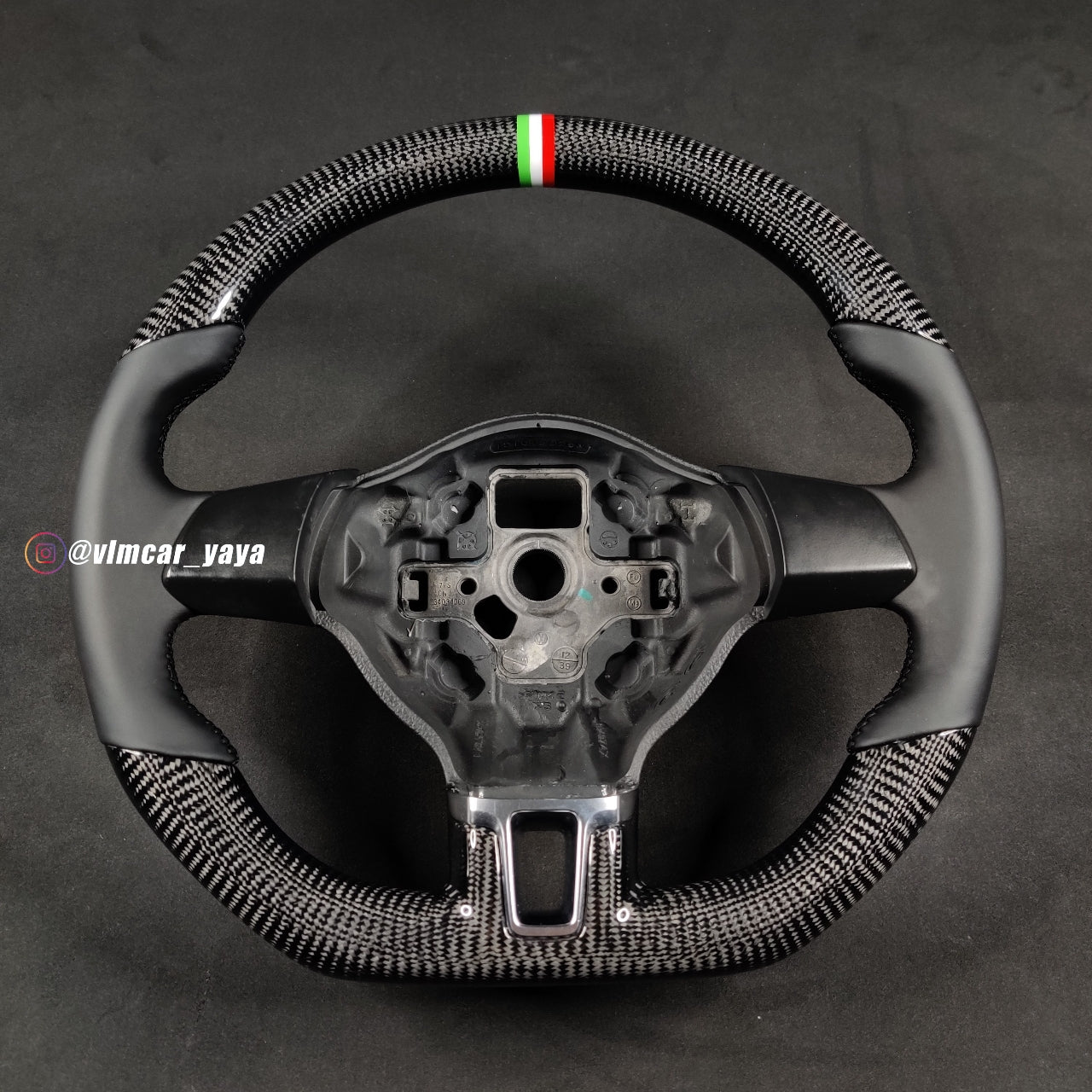 Private Custom Carbon Fiber Steering Wheel For Volkswagen Normal MK6 Golf6 VW