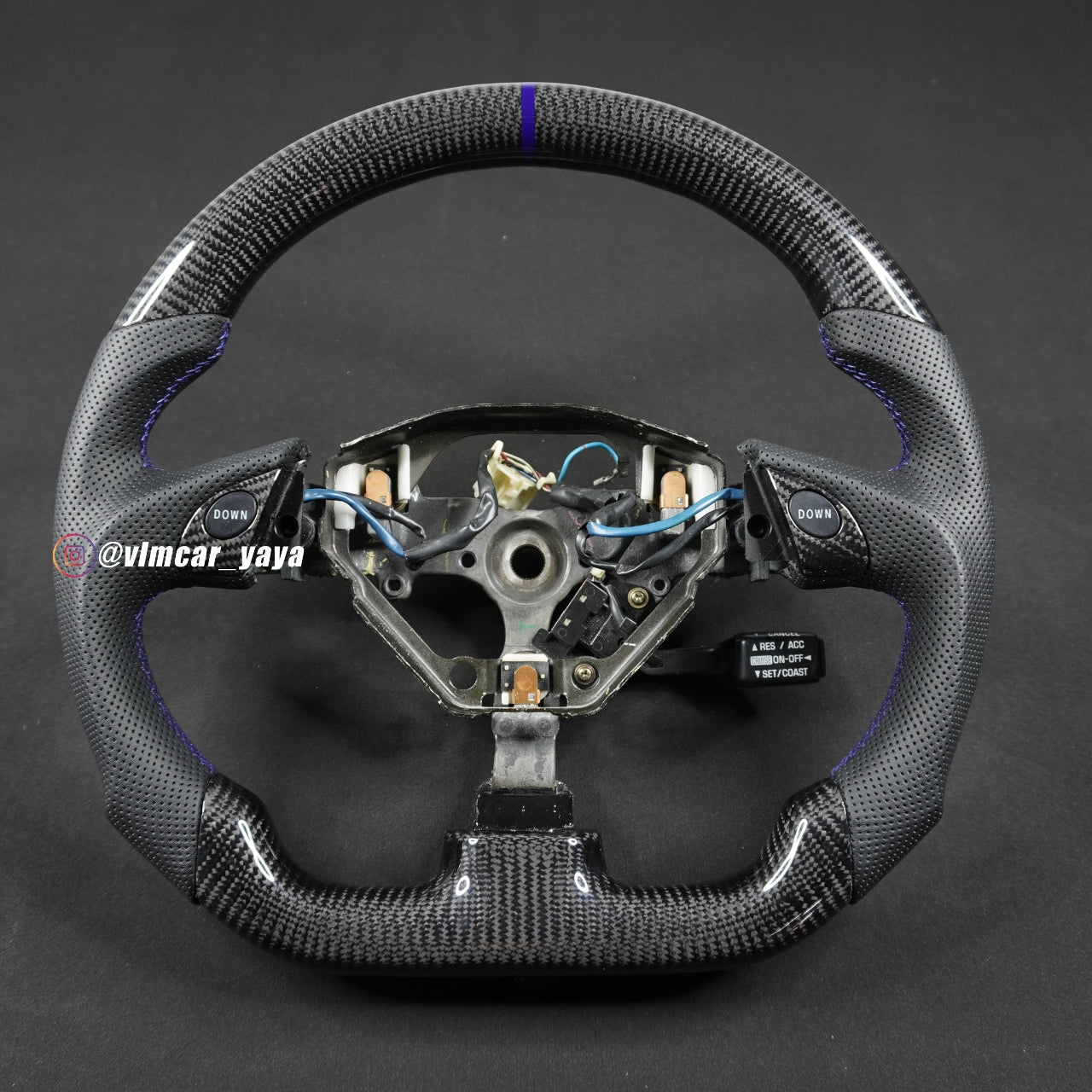 Private Custom Carbon Fiber Steering Wheel For Lexus IS200 IS300