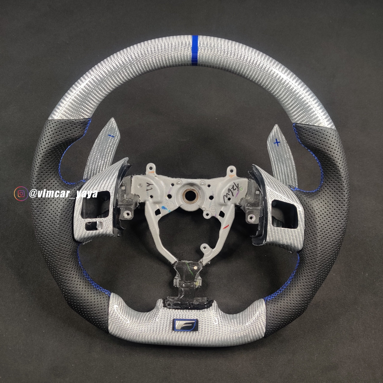 Private Custom Carbon Fiber Steering Wheel For Lexus IS250