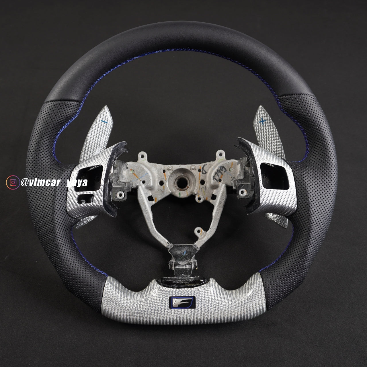 Private Custom Carbon Fiber Steering Wheel For Lexus IS250