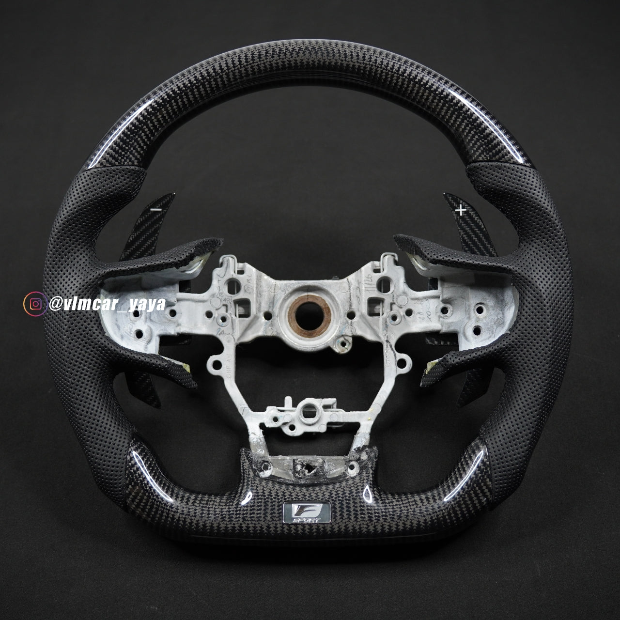 Private Custom Carbon Fiber Steering Wheel For Lexus ES / GS / LM / GX / ES / RX / LX