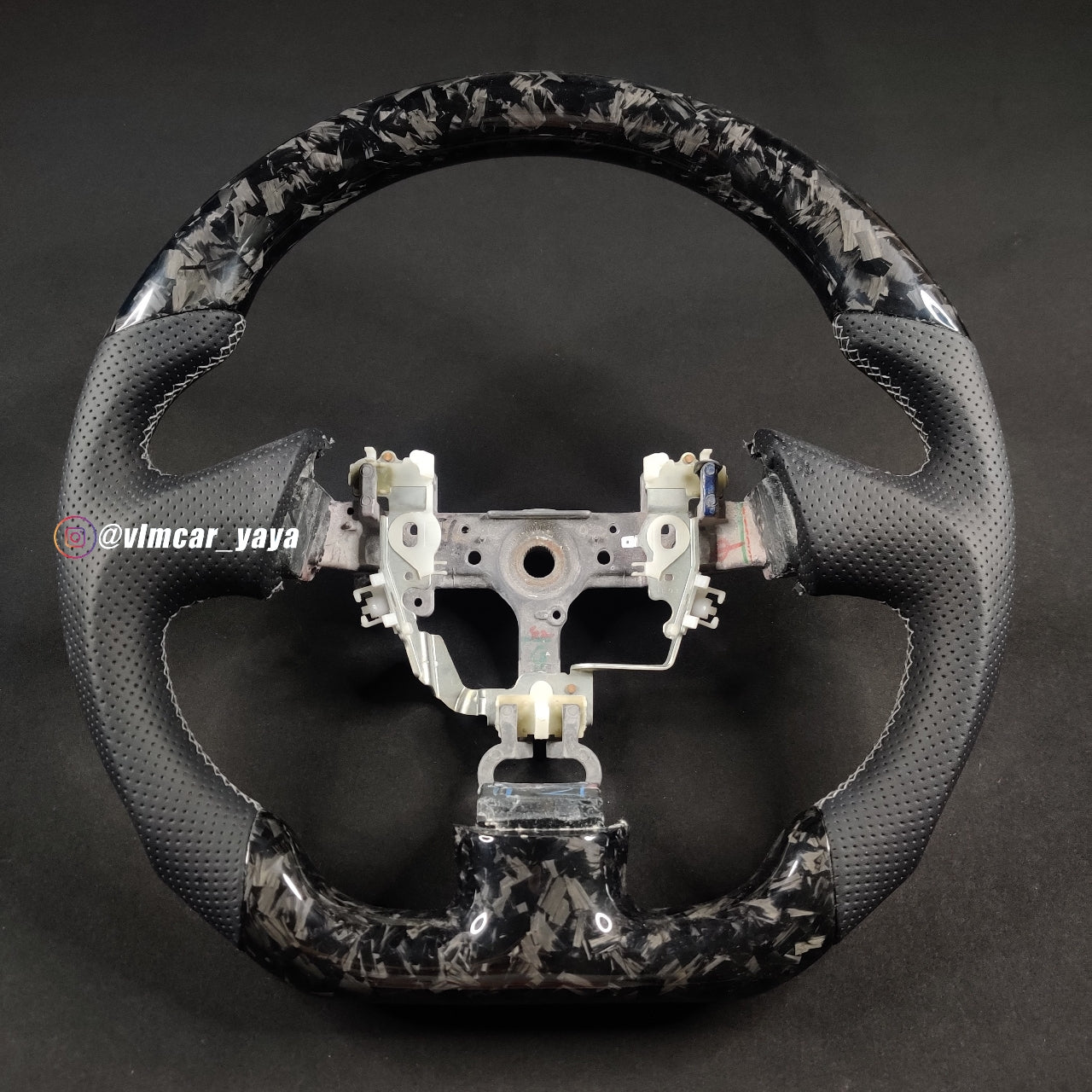 Private Custom Carbon Fiber Steering Wheel For Lexus GS / GS250 / GS350 / GS300 / GS400 / GS430 /  GS450