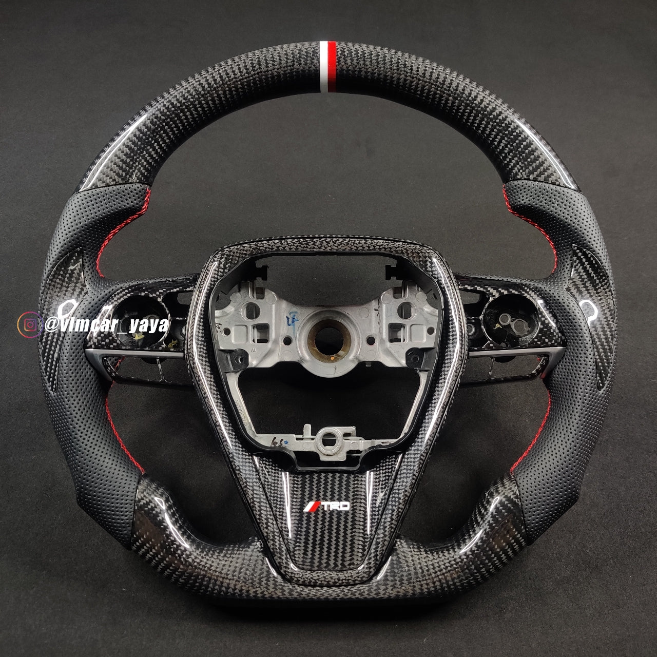 Private Custom Carbon Fiber Steering Wheel For Toyota Camry / Avalon