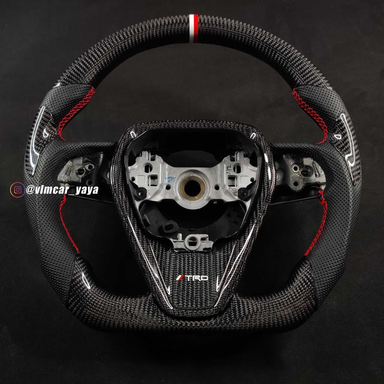 Private Custom Carbon Fiber Steering Wheel For Toyota Camry / Avalon