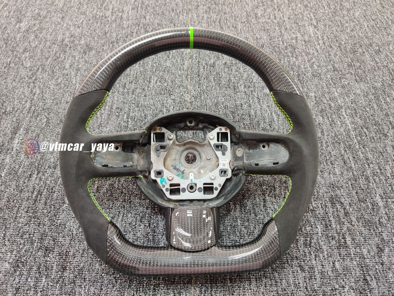 Private Custom Carbon Fiber Steering Wheel For BMW MINI Cooper R56