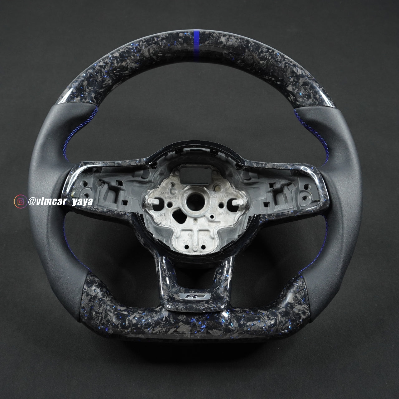 Private Custom Carbon Fiber Steering Wheel For Volkswagen Golf7 MK7R GTI VW